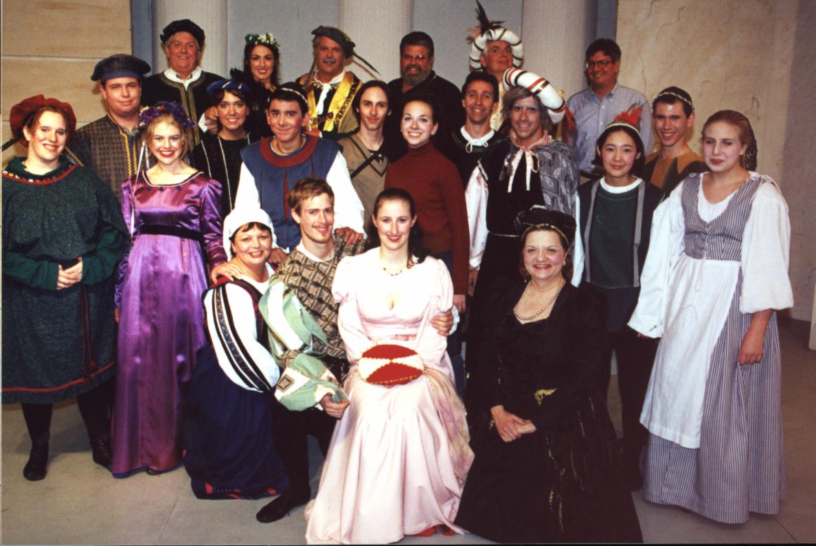 fullCast.JPG (131760 bytes)